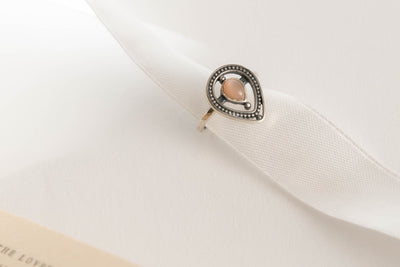 Rose quartz ring