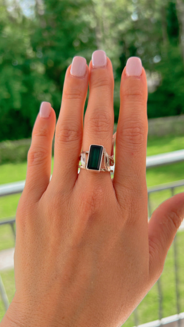 Green tourmaline ring